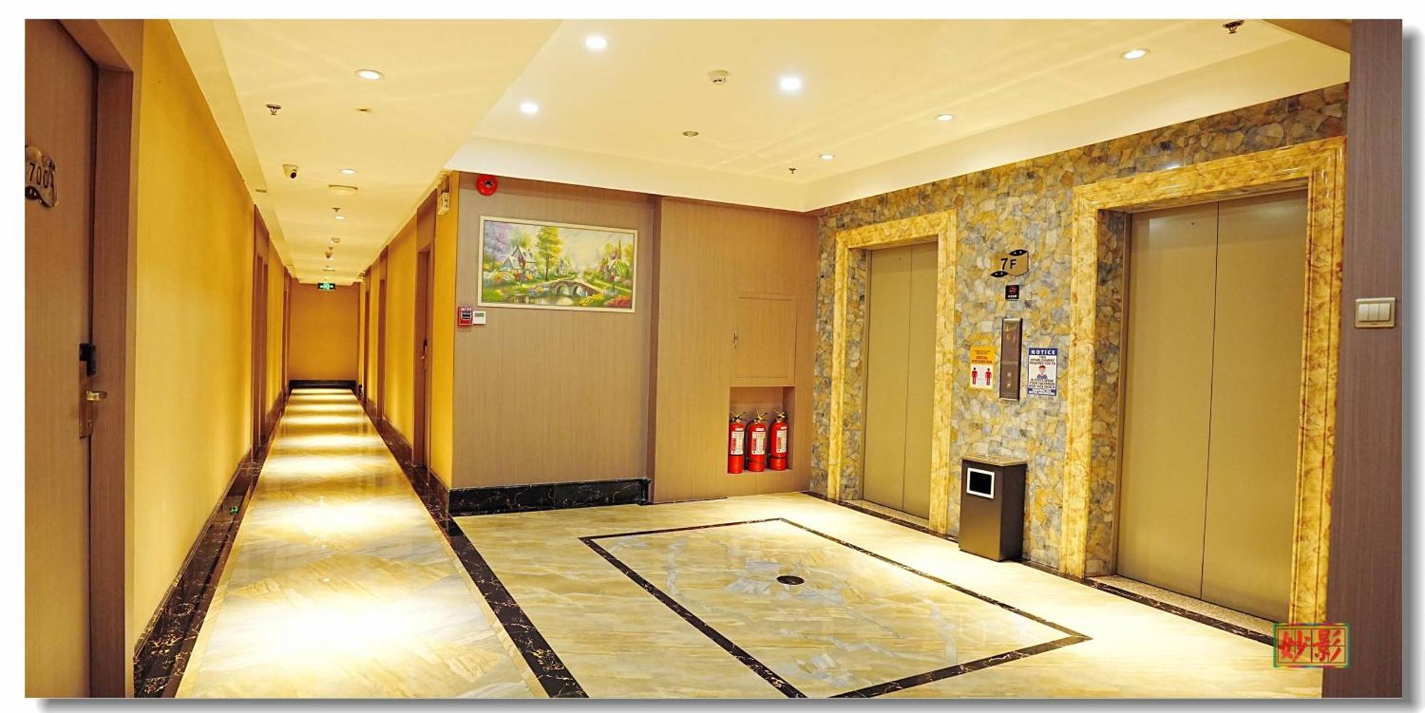 Pristine 1 Manila Exterior photo
